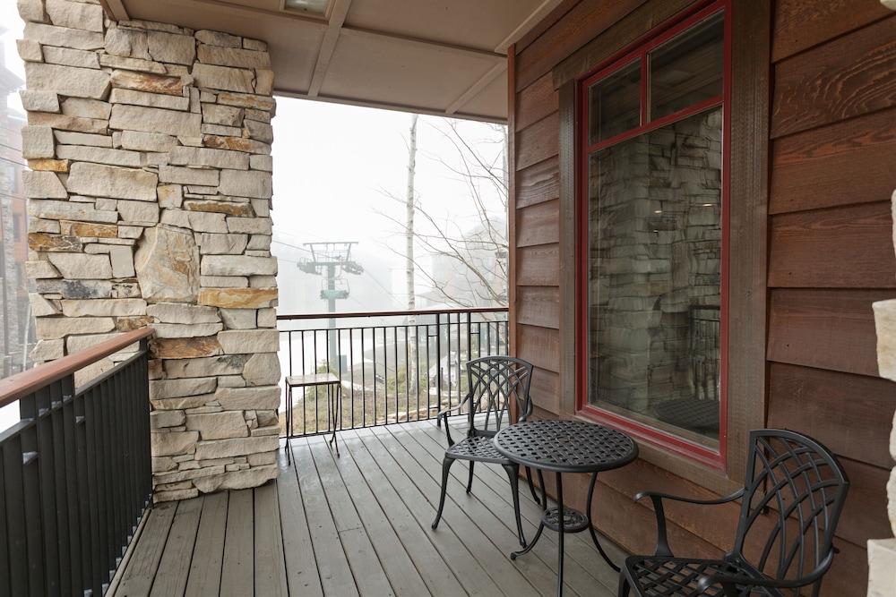 106 - Three Bedroom Shooting Star 3 Condo