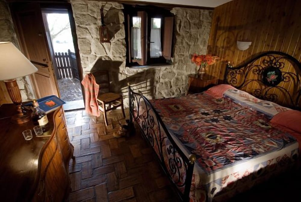 Agriturismo Monte Due Torri