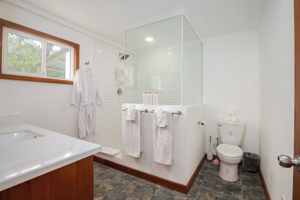 Dolphin Beach Villa