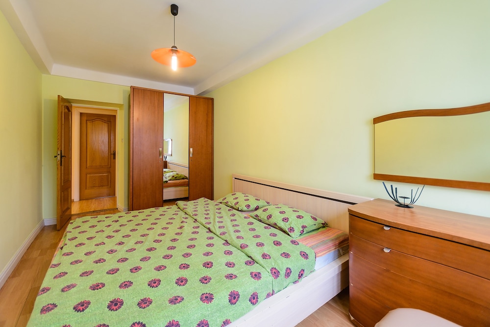 Kiev Accommodation Hotel Service