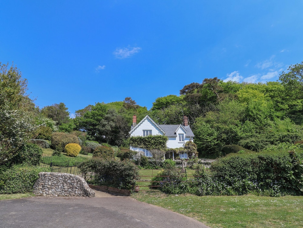 Lynch Cottage