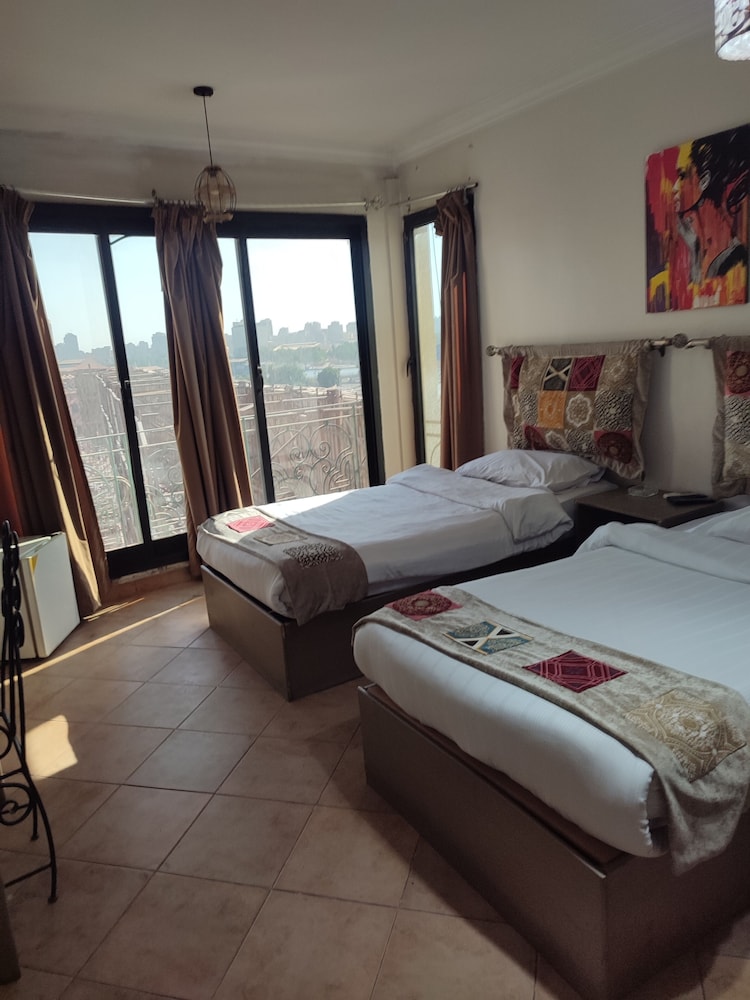 Welcome Arabesque Hostel