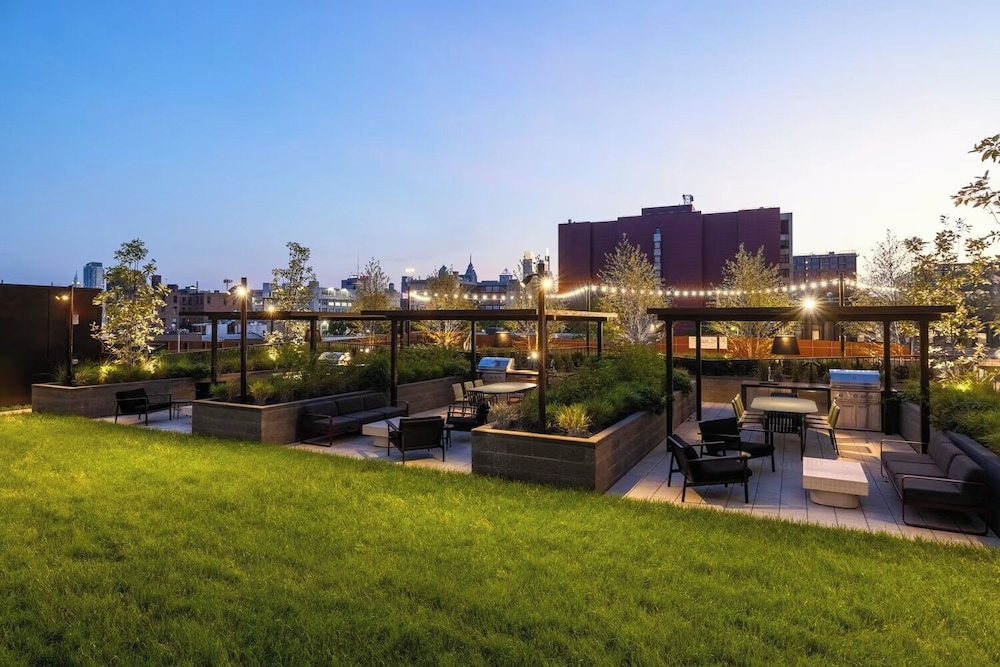 Luxury Apartments by Hyatus at Central Philly