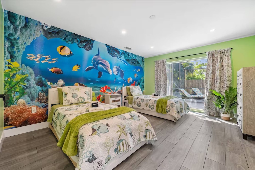 The Tropical Retreat