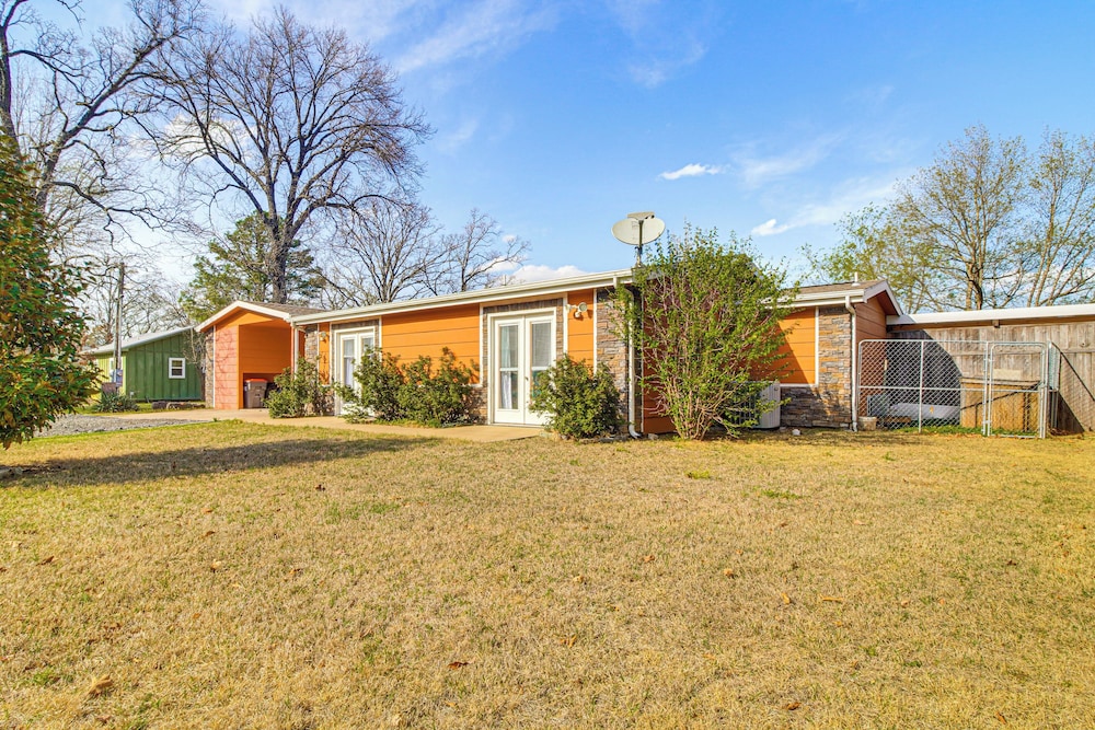 Grove Lake House w/ Boat Dock & Outdoor Spots!