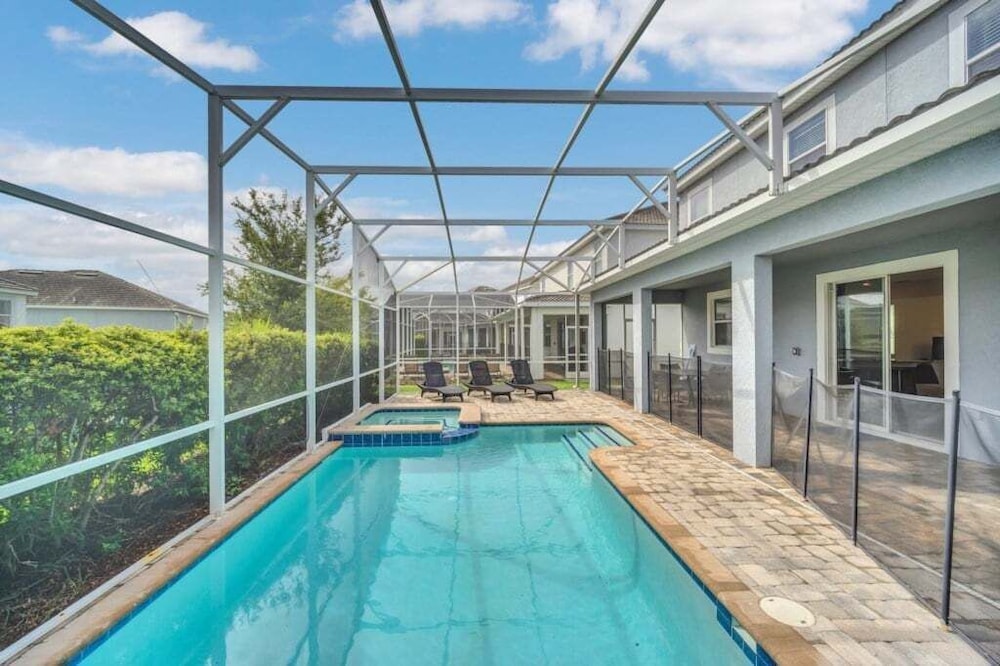 Lots Of Space Pool, Spa Champions Gate Home! 6 Bedroom Villa