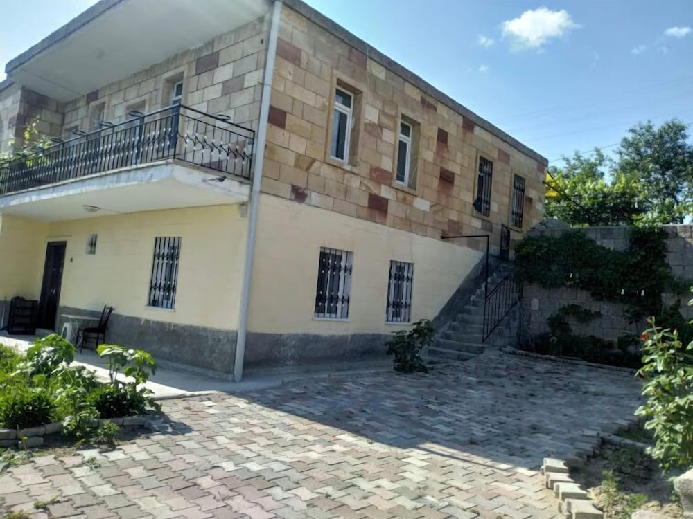 Photo 29