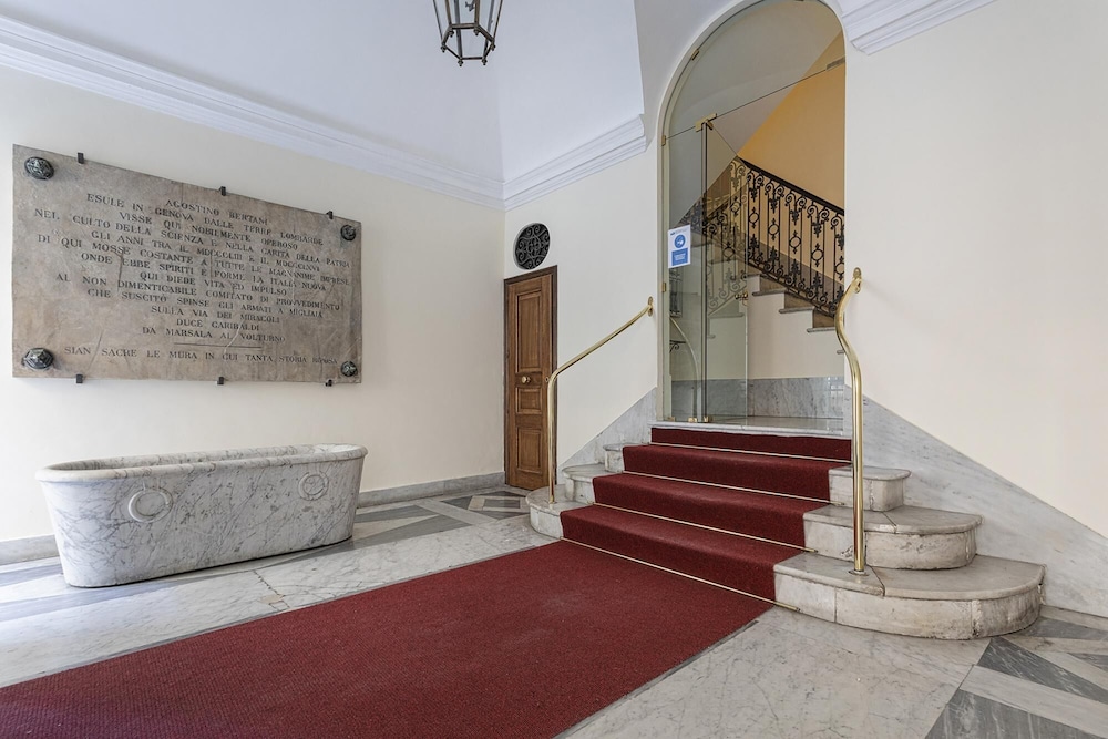 Genoa Vacations - Cairoli Stylish Apartment by Wonderful Italy - Property Image 2