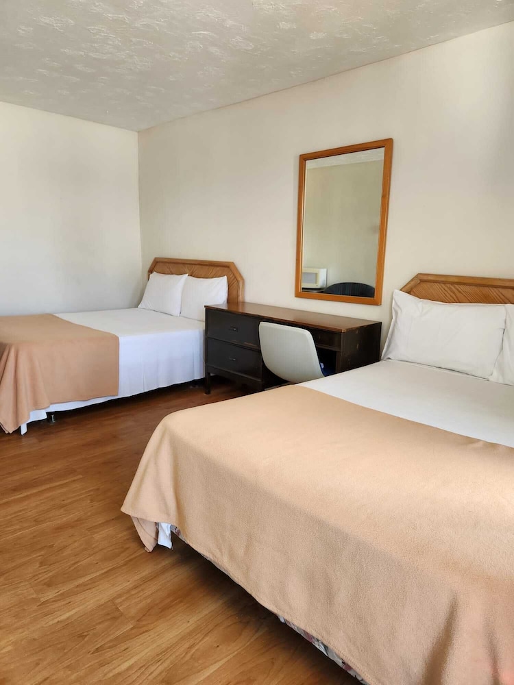 Chatham Motel