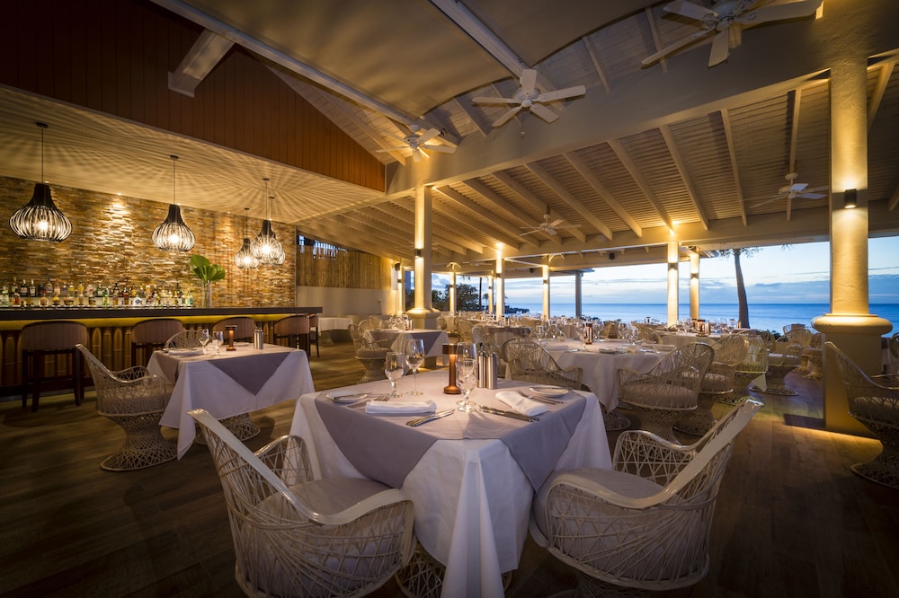 The Cove Suites at Blue Waters Resort and Spa - Property Image 16