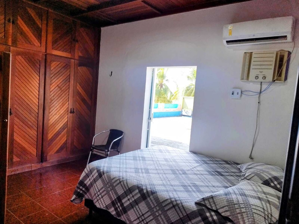 Casa com Piscina 50000 lts Área Gourmet