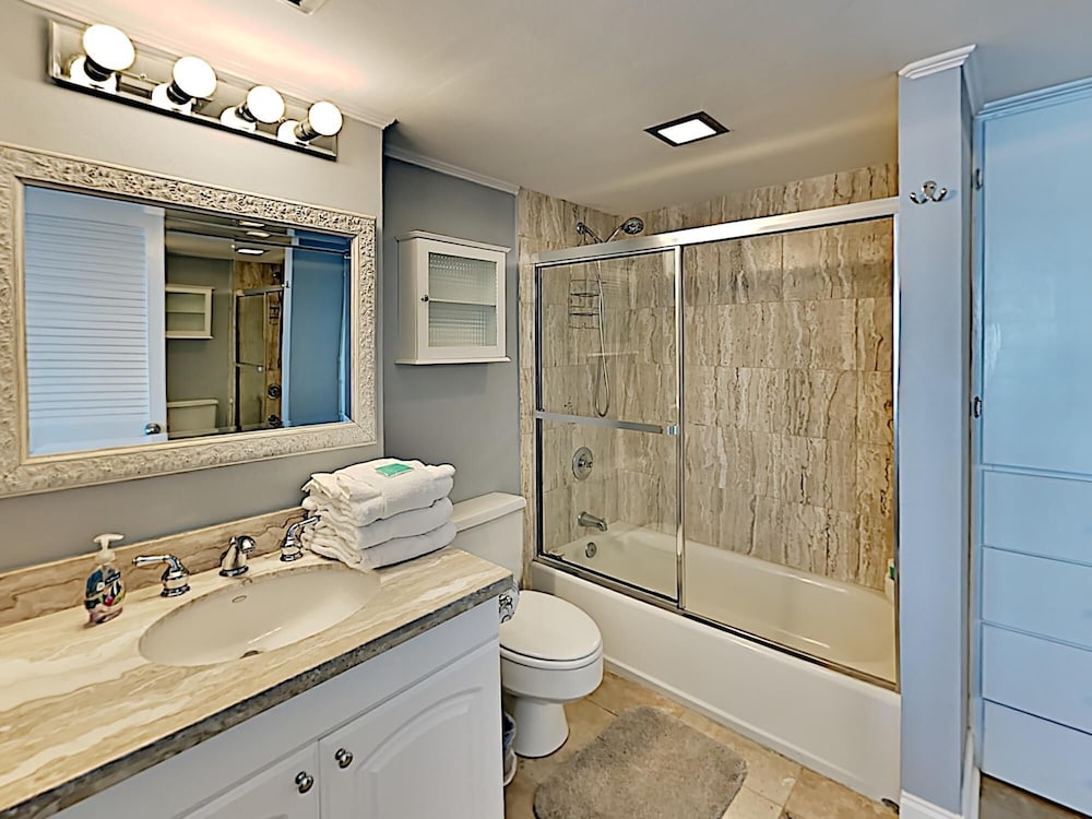 Sabine Yacht & Racquet by Southern Vacation Rentals, photo 79