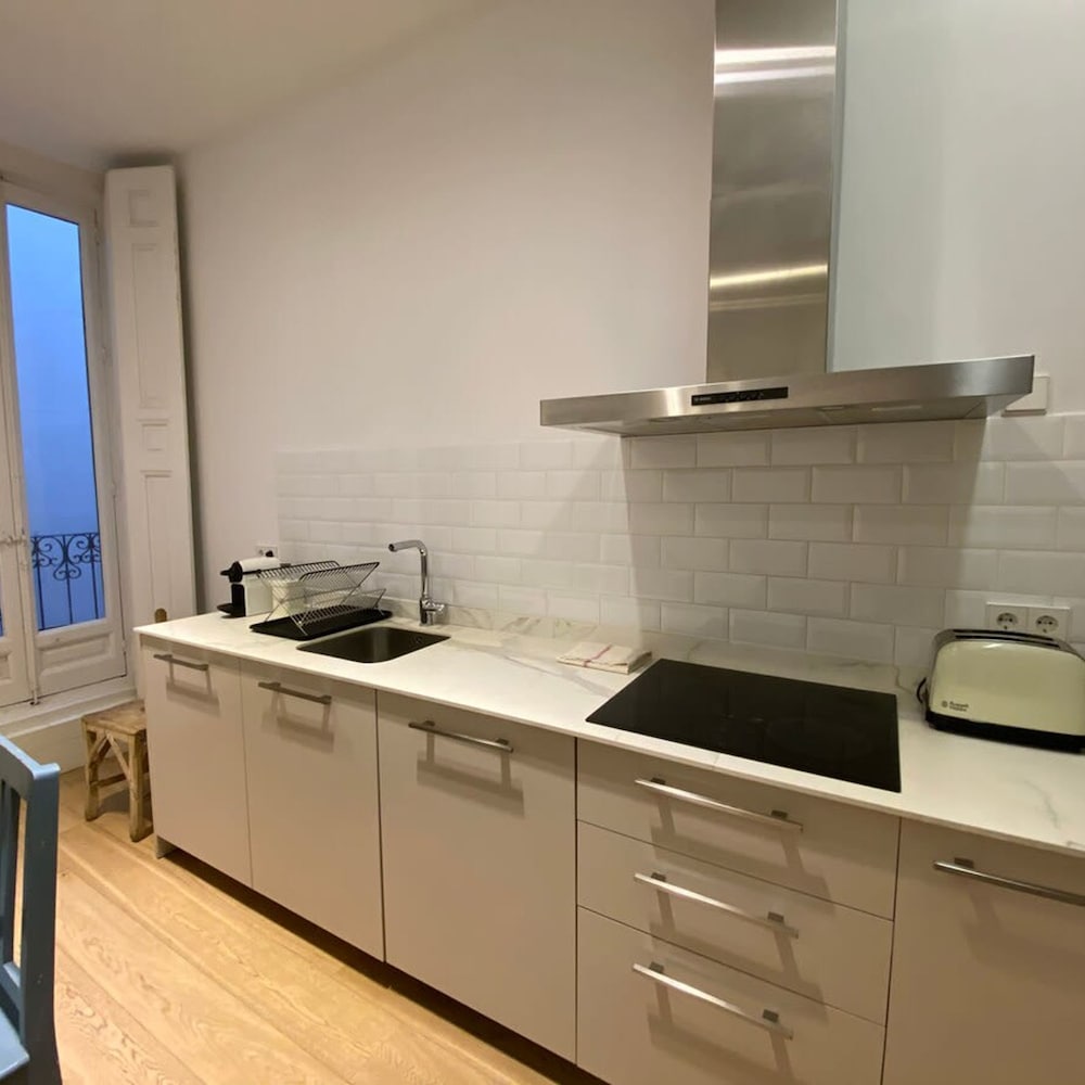 The Pelayo Majestic Luxury 3 Bedroom in Chueca