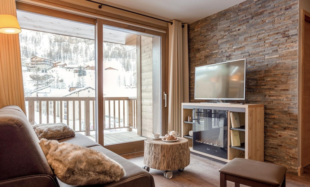 Apartment in France With Valley Views & Spa