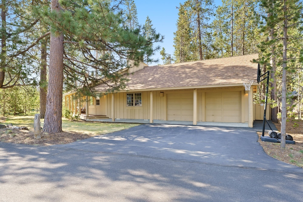 3 Yellow Rail 2 Bedroom Home