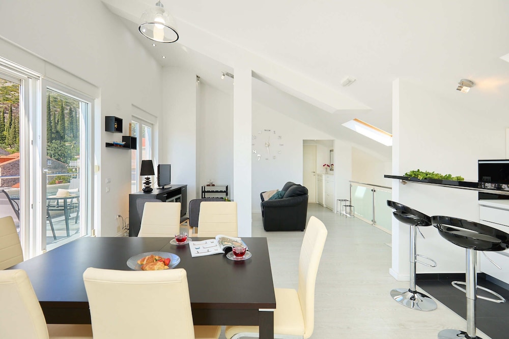 Blue Bay Apartment