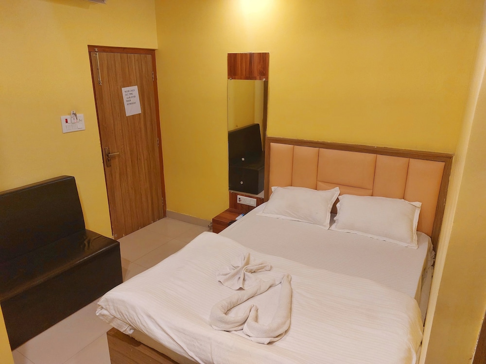 Hotel Shobha view 4