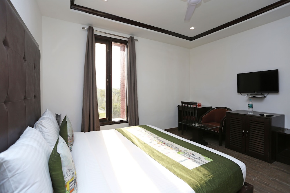OYO Flagship 746 Bhikaji Cama Place