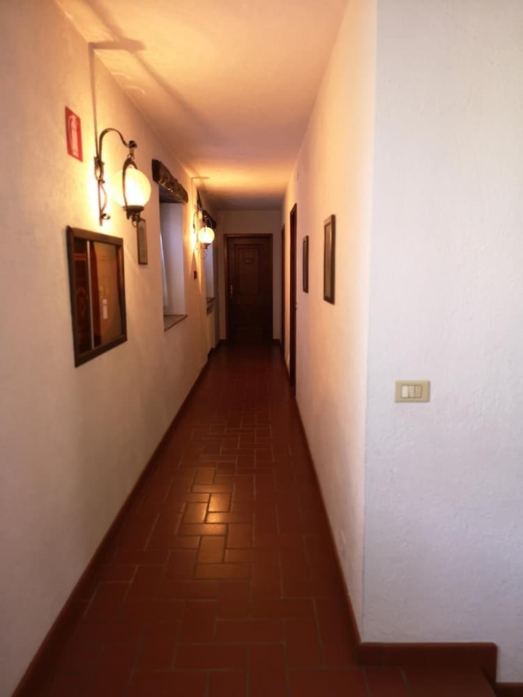 Photo 38