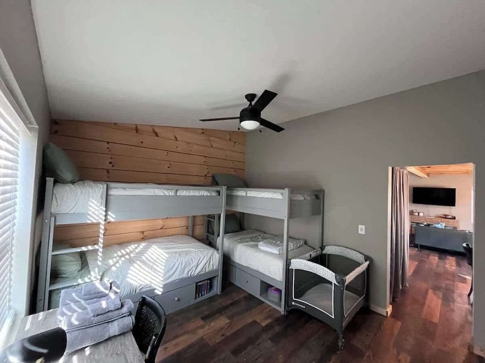 The Treetop Retreat Family Getaway in Scenic Hocking Hills