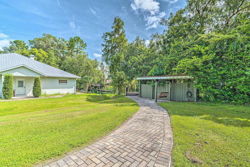 Rainbow River Home w/ Private Kayak Dock view 5