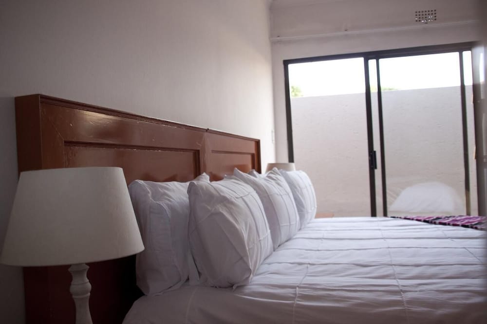 Pimville Guesthouse