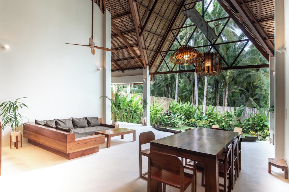 SEACLUB Siargao