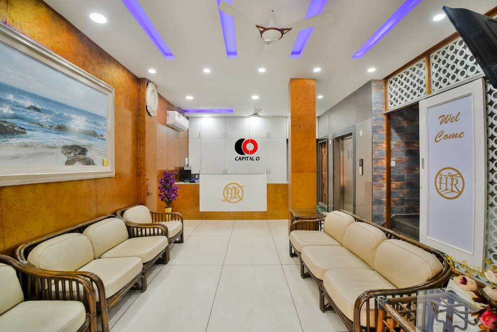 Capital O 39331 Hotel Retaj view 4