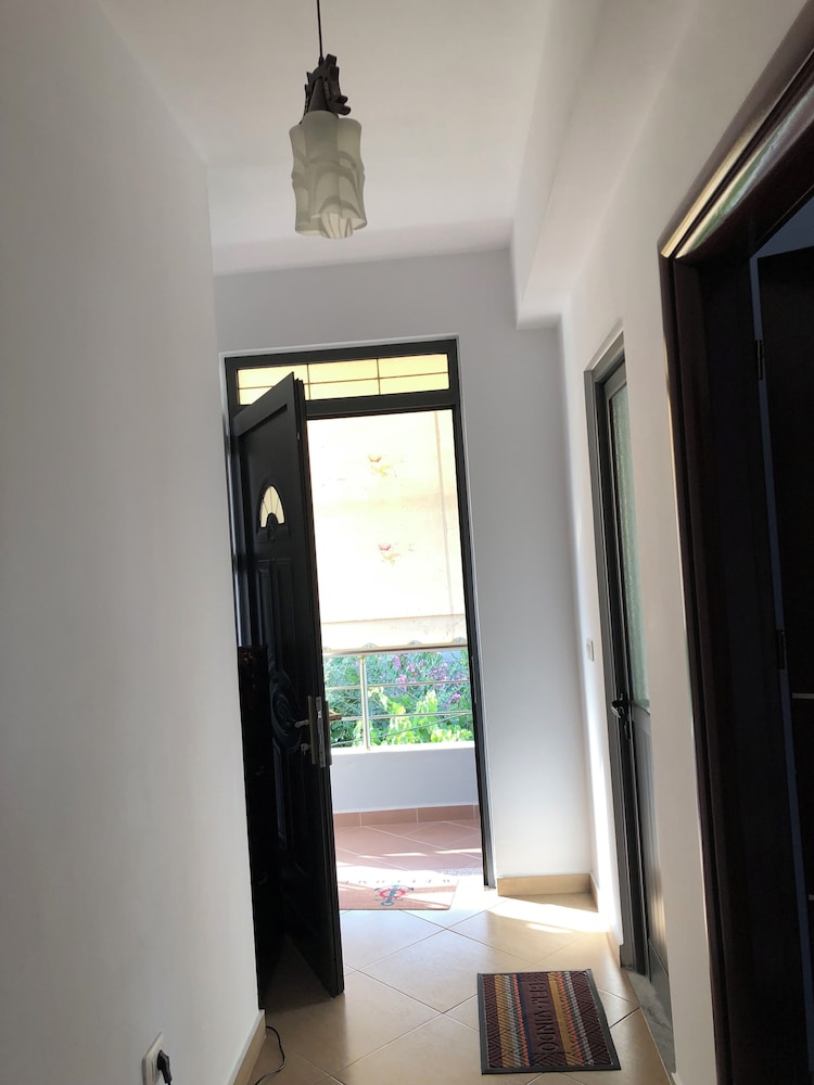 Monas Guesthouse