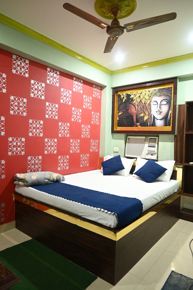 Hotel Aditya