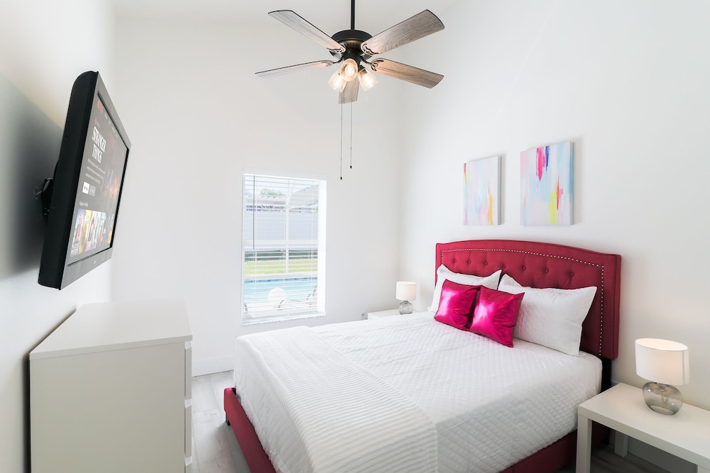 Modern Dream Disney Vacation Getaway Pool - Image 5