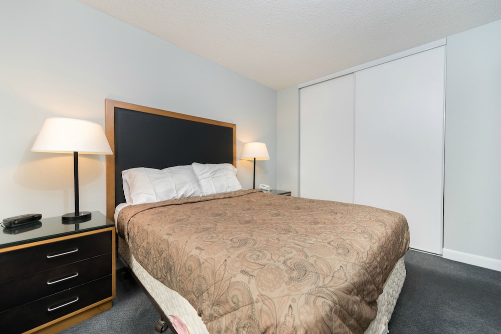 Pelicanstay at Yonge & Sheppard North York - Image 5