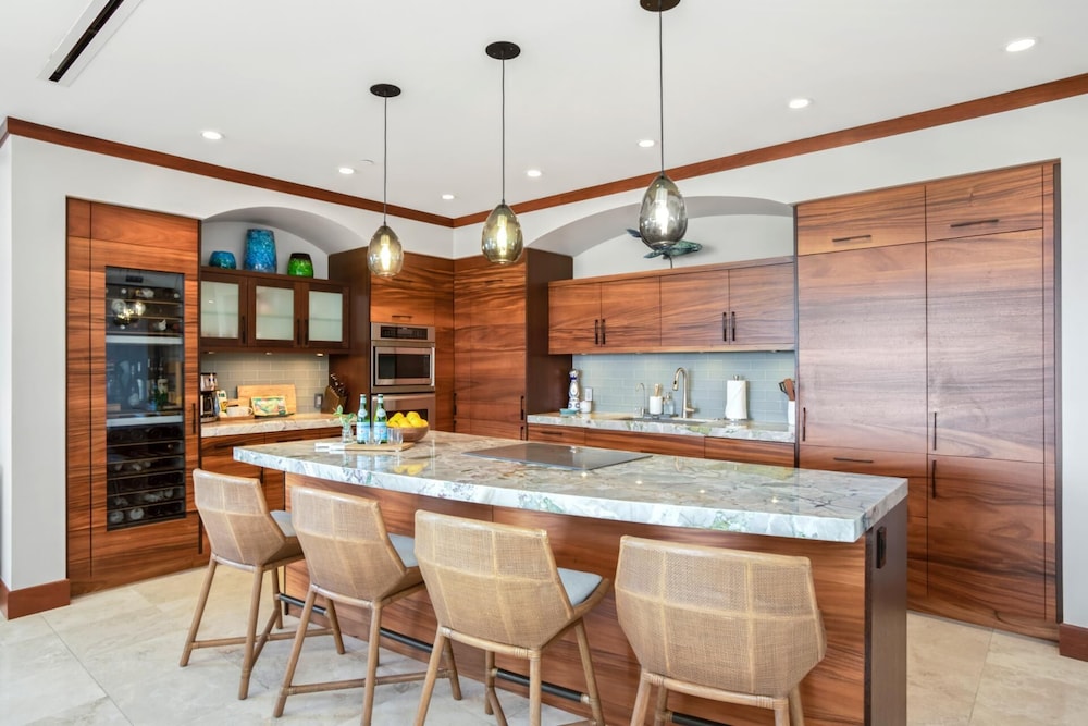 Wailea Beach Villas Penthouse Panoramic Ocean Views KBM Resorts 2 Units, 6 Bedrooms Ml-3485