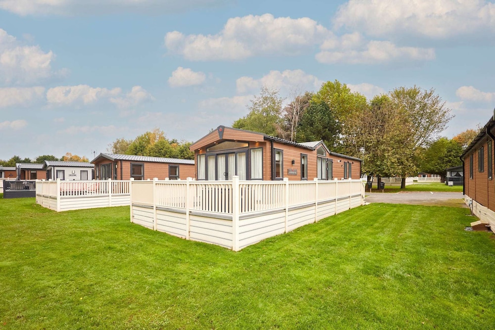 Host Stay Baker s Lodge