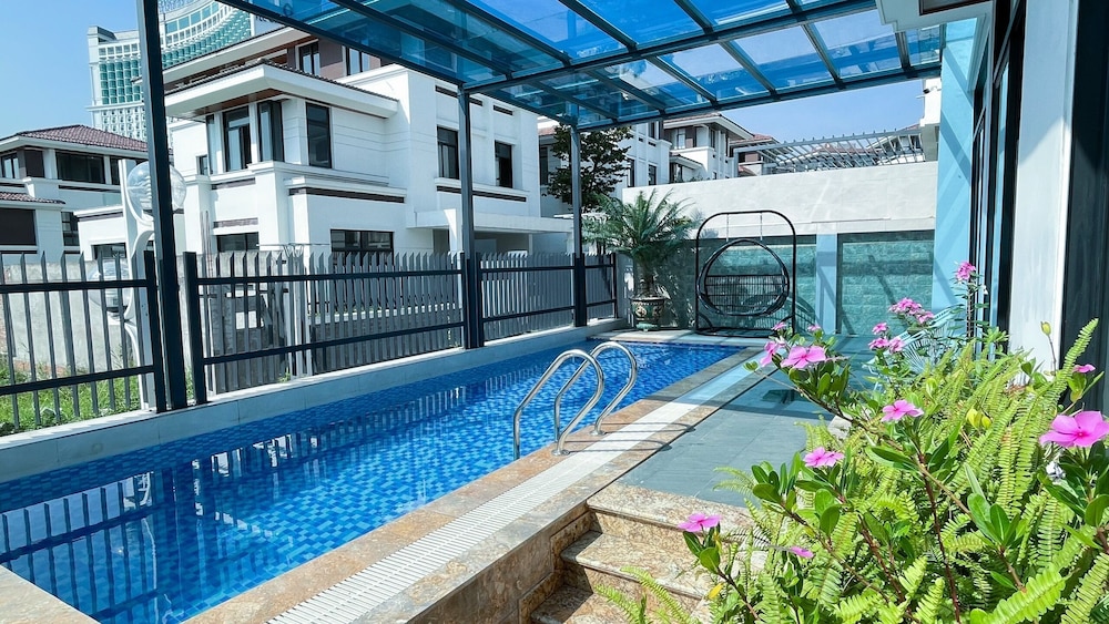 Phoenix Villas FLC Ha Long