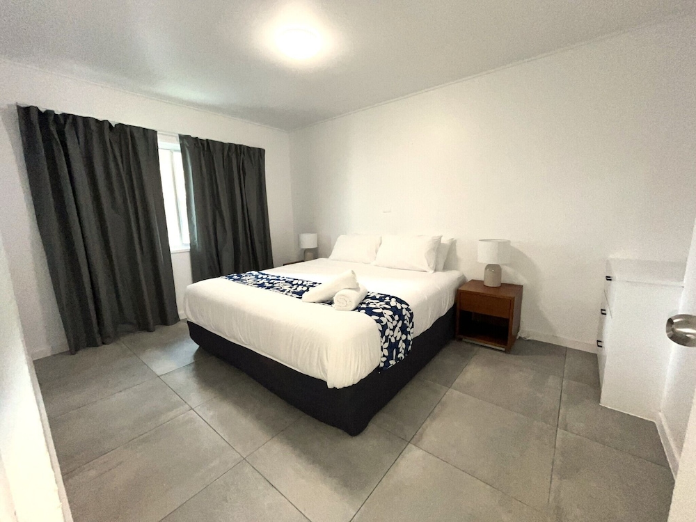 Mermaid Beach Vacations - Browns Broadbeach - Property Image 6