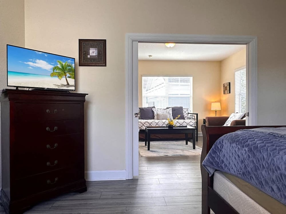 Cozy Reunion Resort Home - Sleeps 4 Near Disney