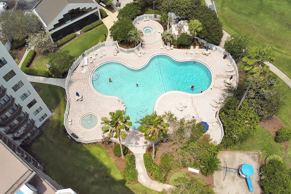 Premium Condos near Universal Studios