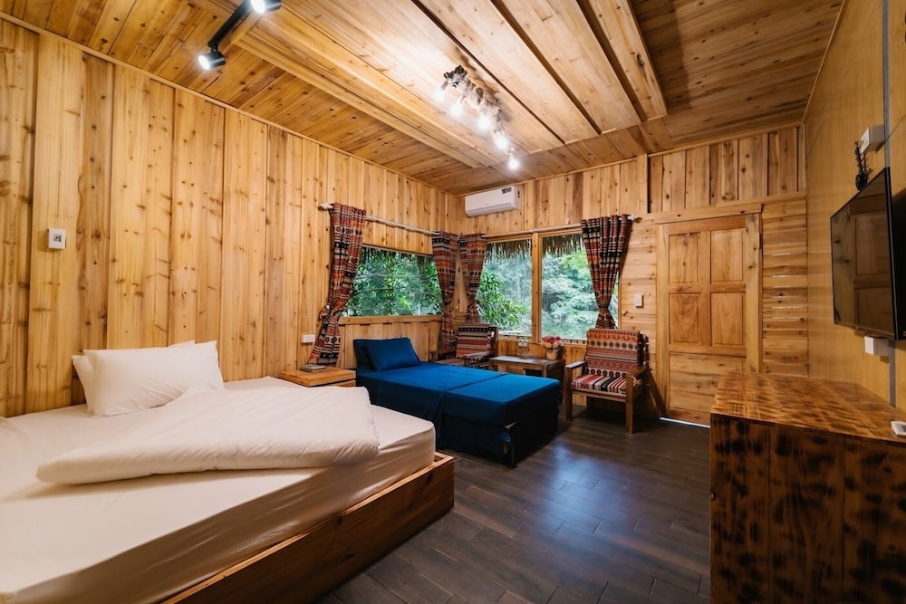 Photo 24
