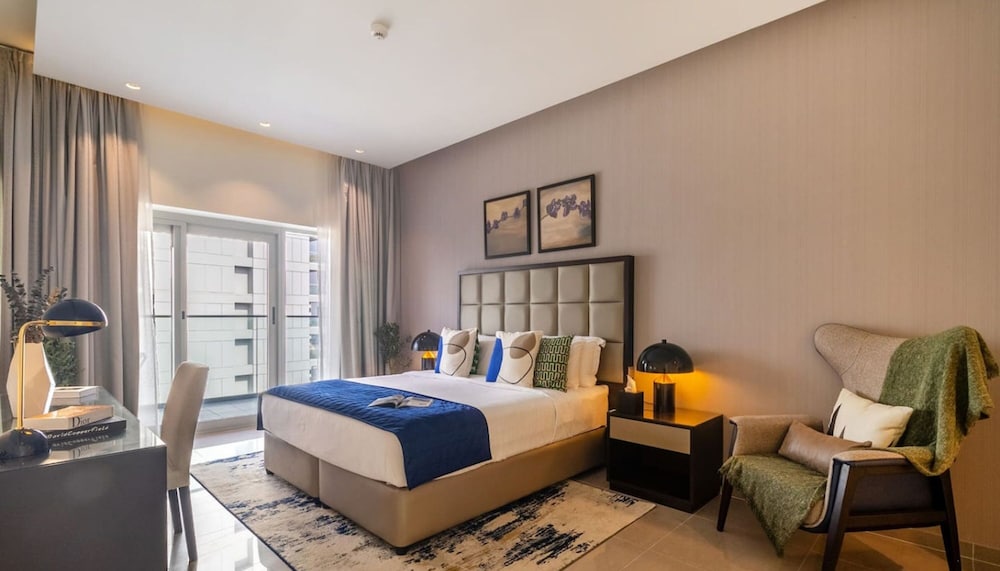 Lux 1BR Business Bay Close to Top Attractions