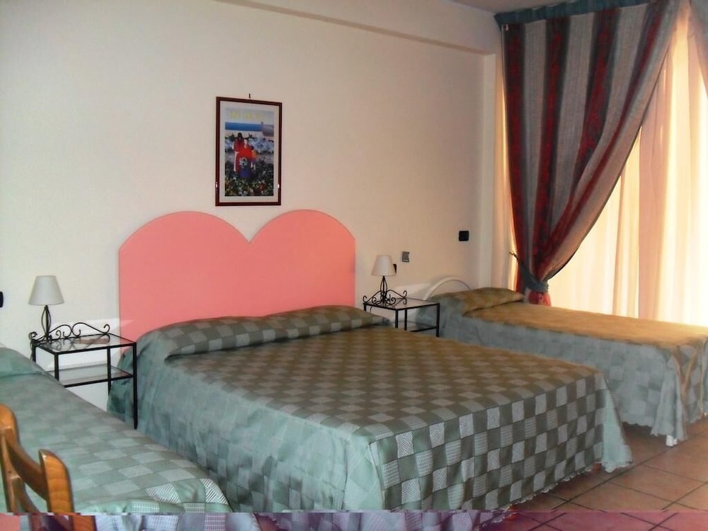 La Grotta photo 2
