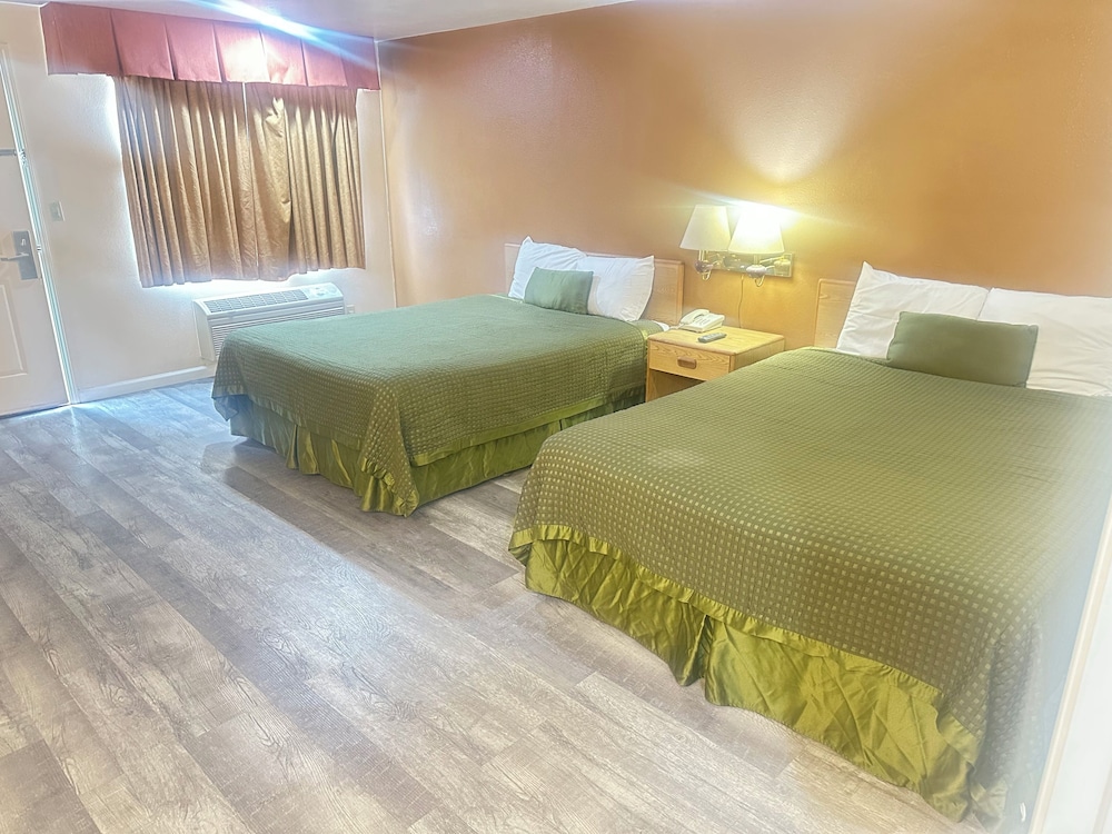ROYAL INN