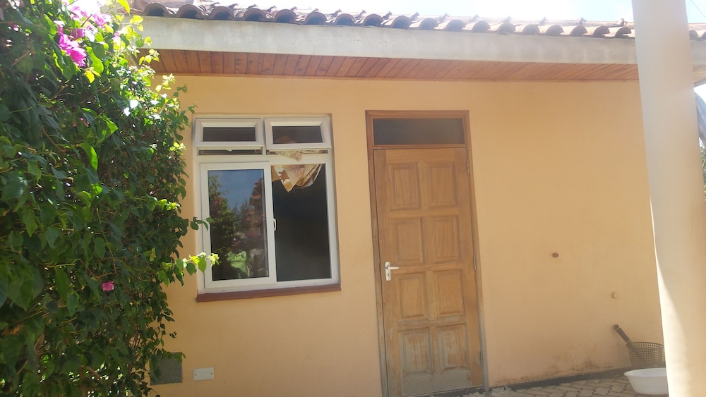 Azanza Mtwapa Holiday Home