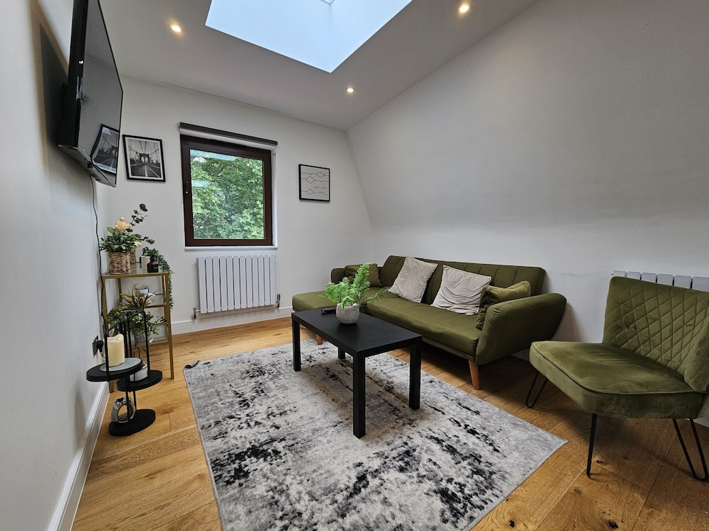 2 Bed Apartment in Southwark