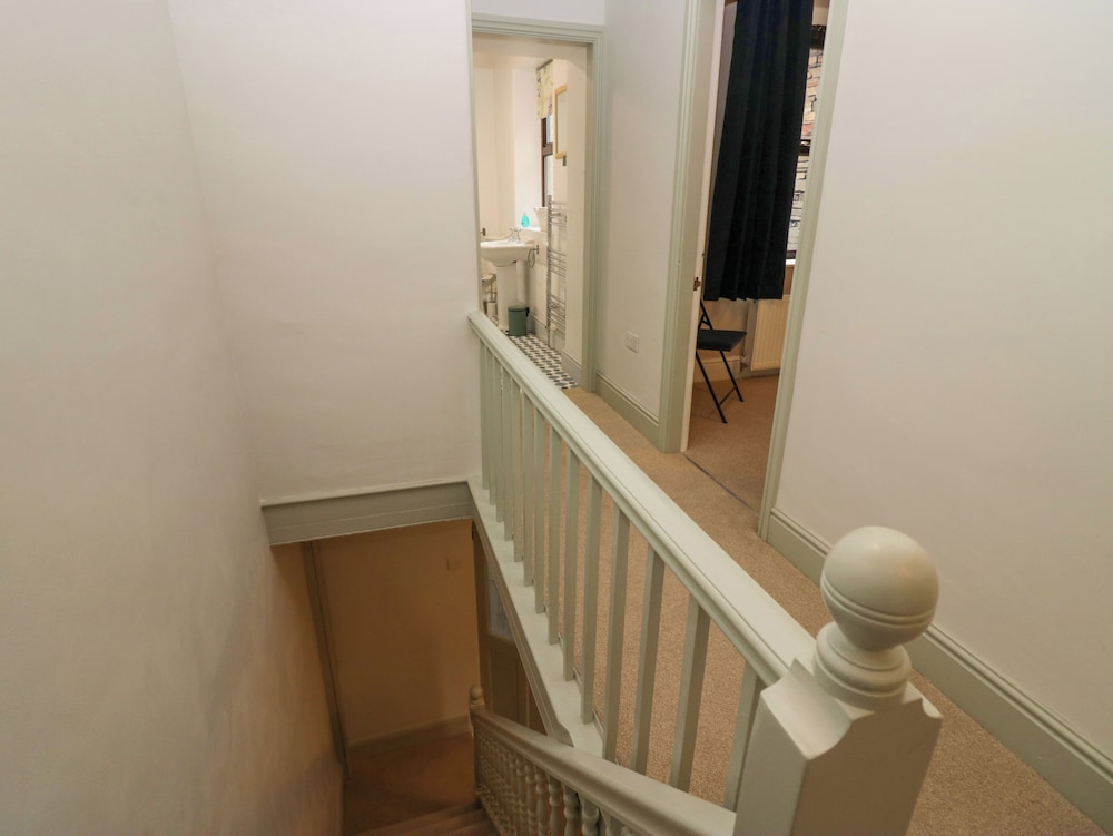 Westbourne Cottage