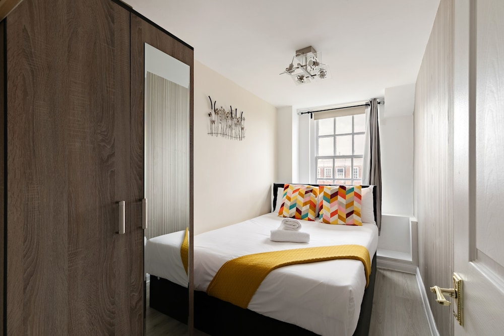 Elegant 3 Bedrooms Apartment Near Hyde Park & Oxford St