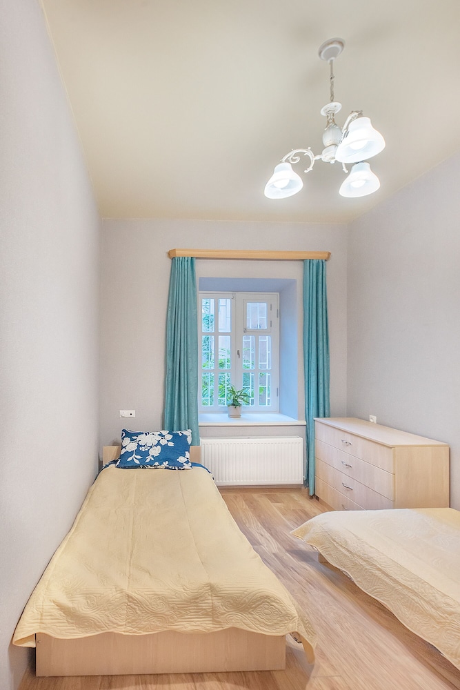 H&B apartments Zubalashvili view 4