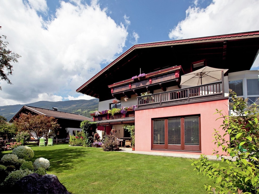 Apartment in Bramberg Near Wildkogel Arena
