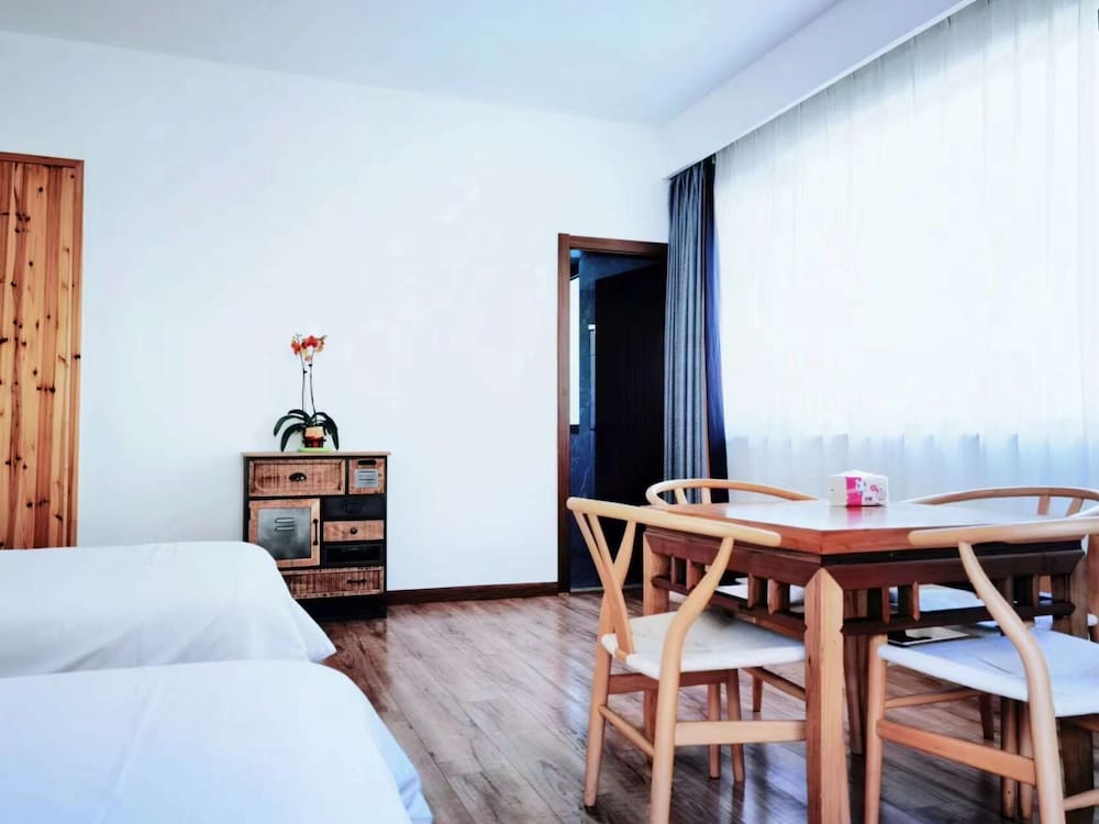 XiangLu YiMo Valley Retreat Guesthouse