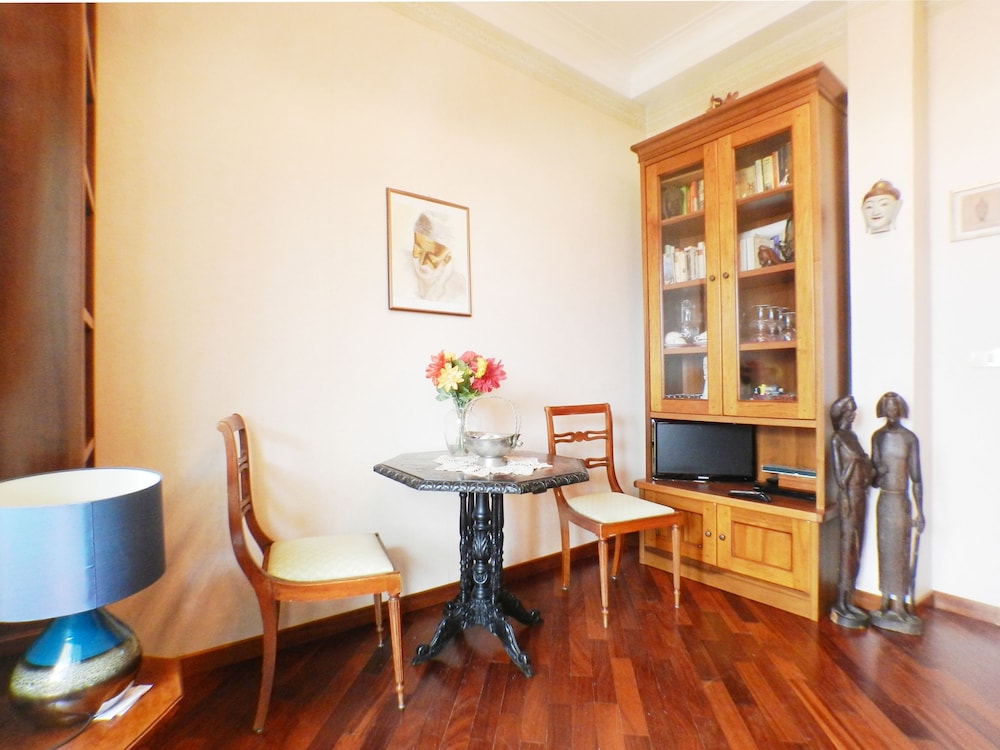 Rome Center Flat